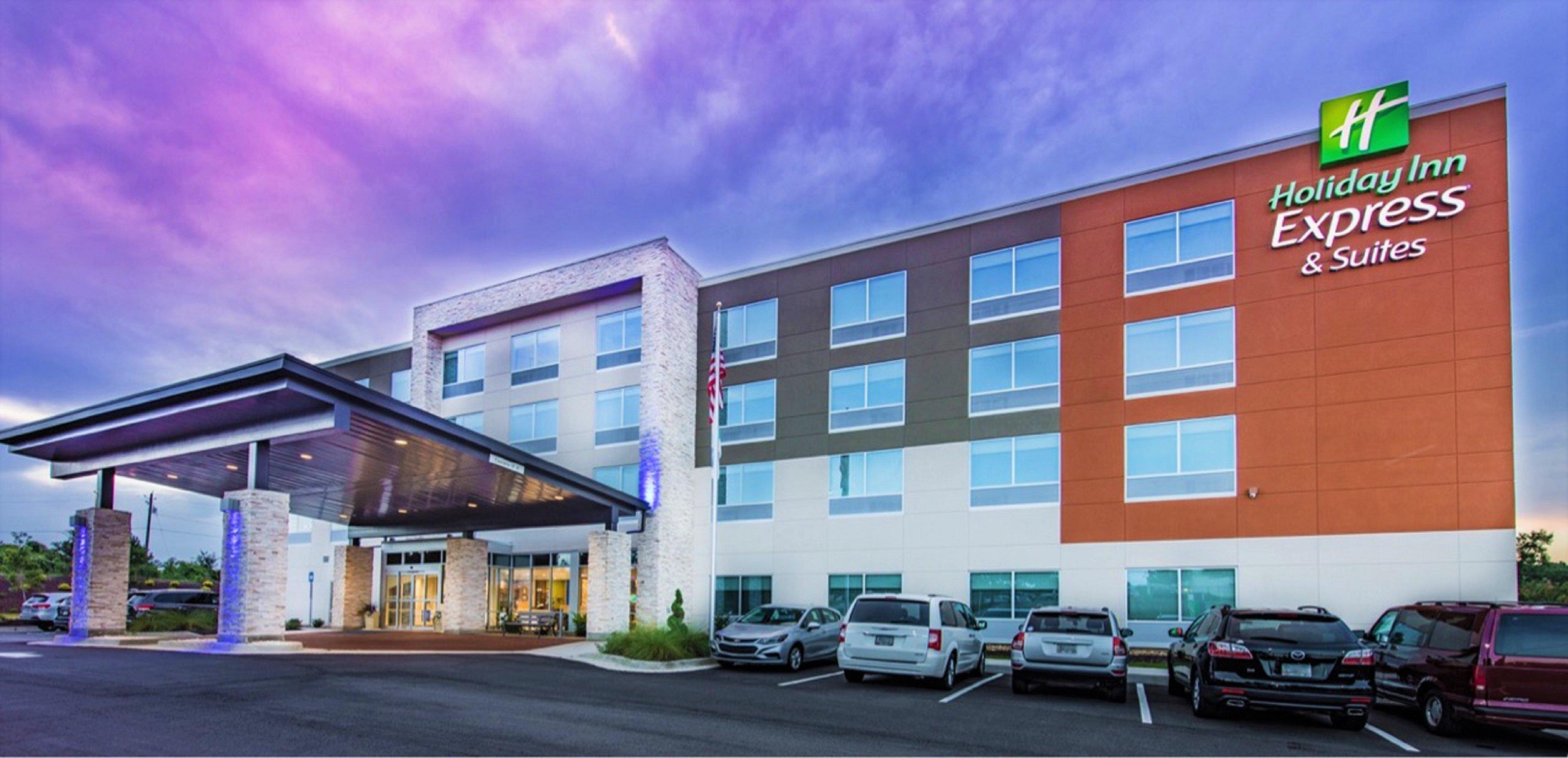 Holiday Inn Express & Suites - Milledgeville, An Ihg Hotel Buitenkant foto
