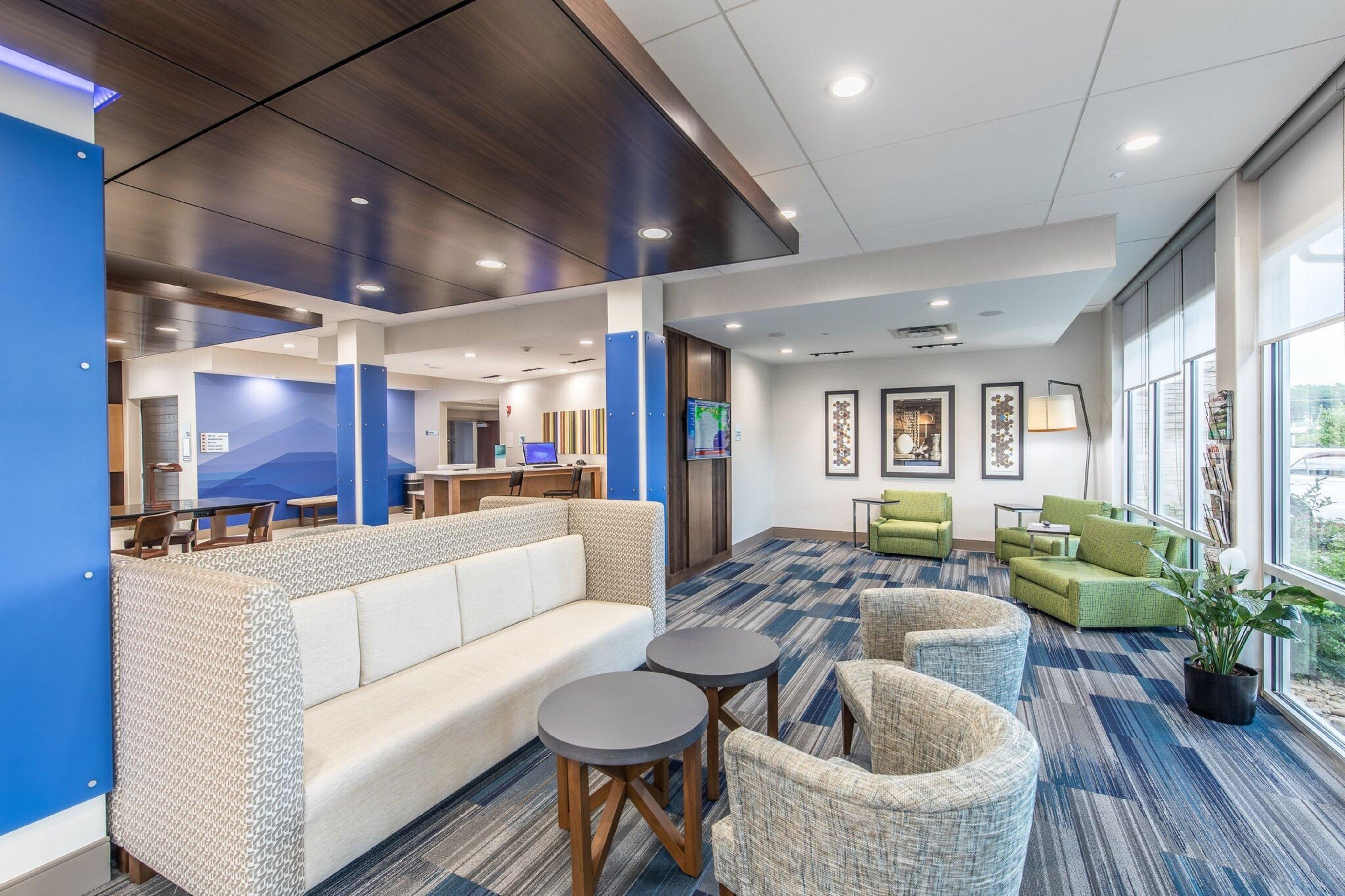 Holiday Inn Express & Suites - Milledgeville, An Ihg Hotel Buitenkant foto